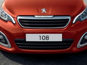Vorderansicht des Peugeot 108 5-Tuerers.